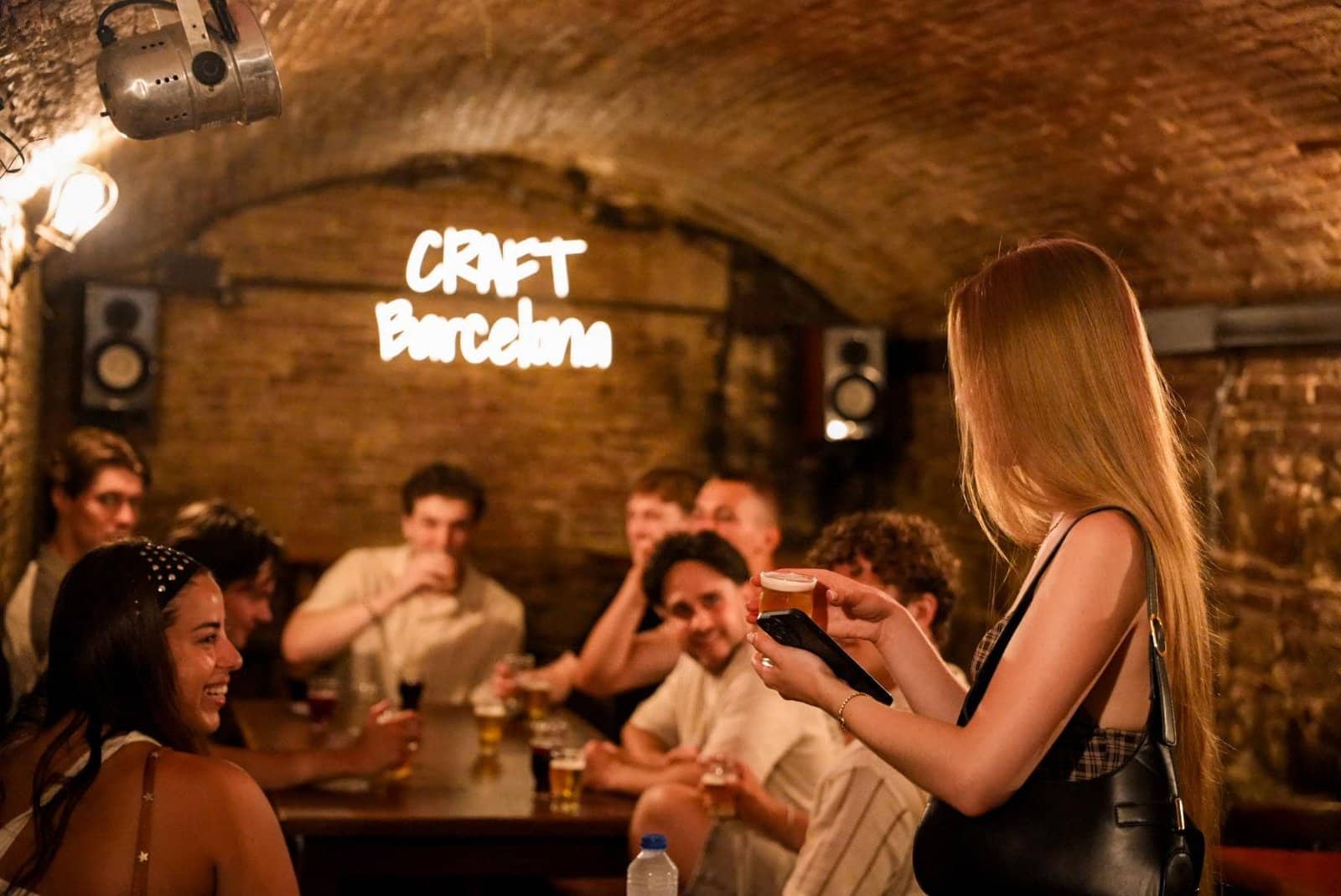 Barcelona: cata de cerveza con bebidas y música en directo - foto de la experiencia 4