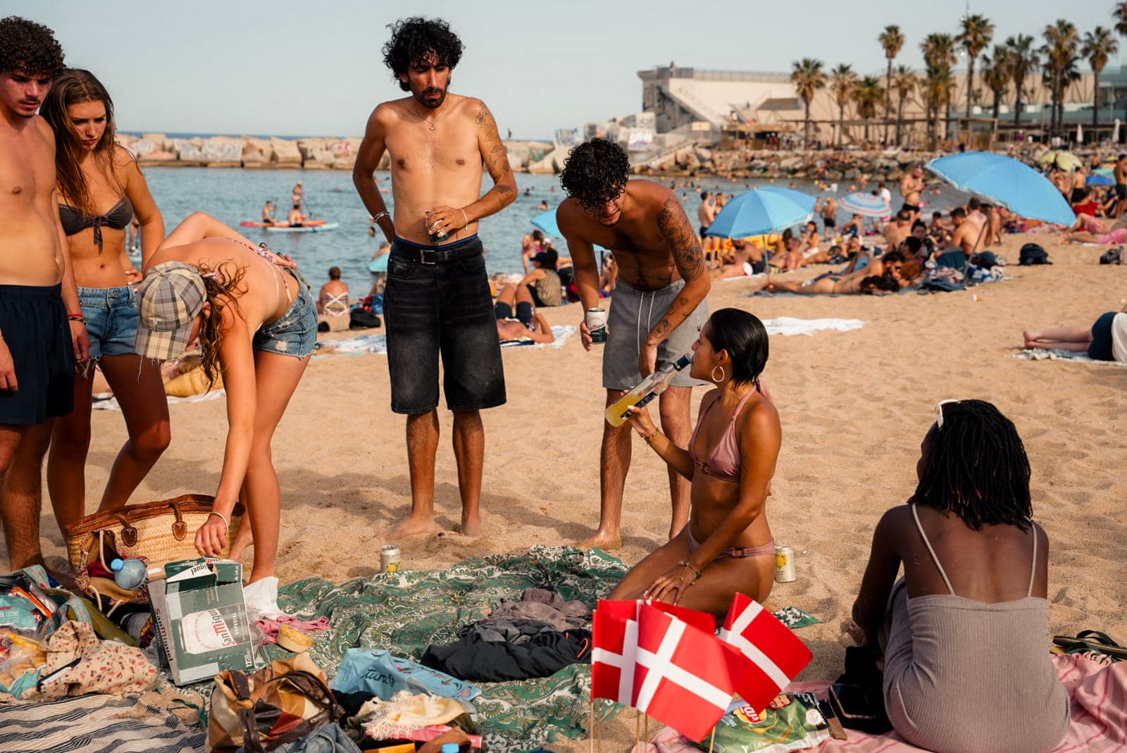 Barcelona Beach Games with Acai and Drinks photo 8
