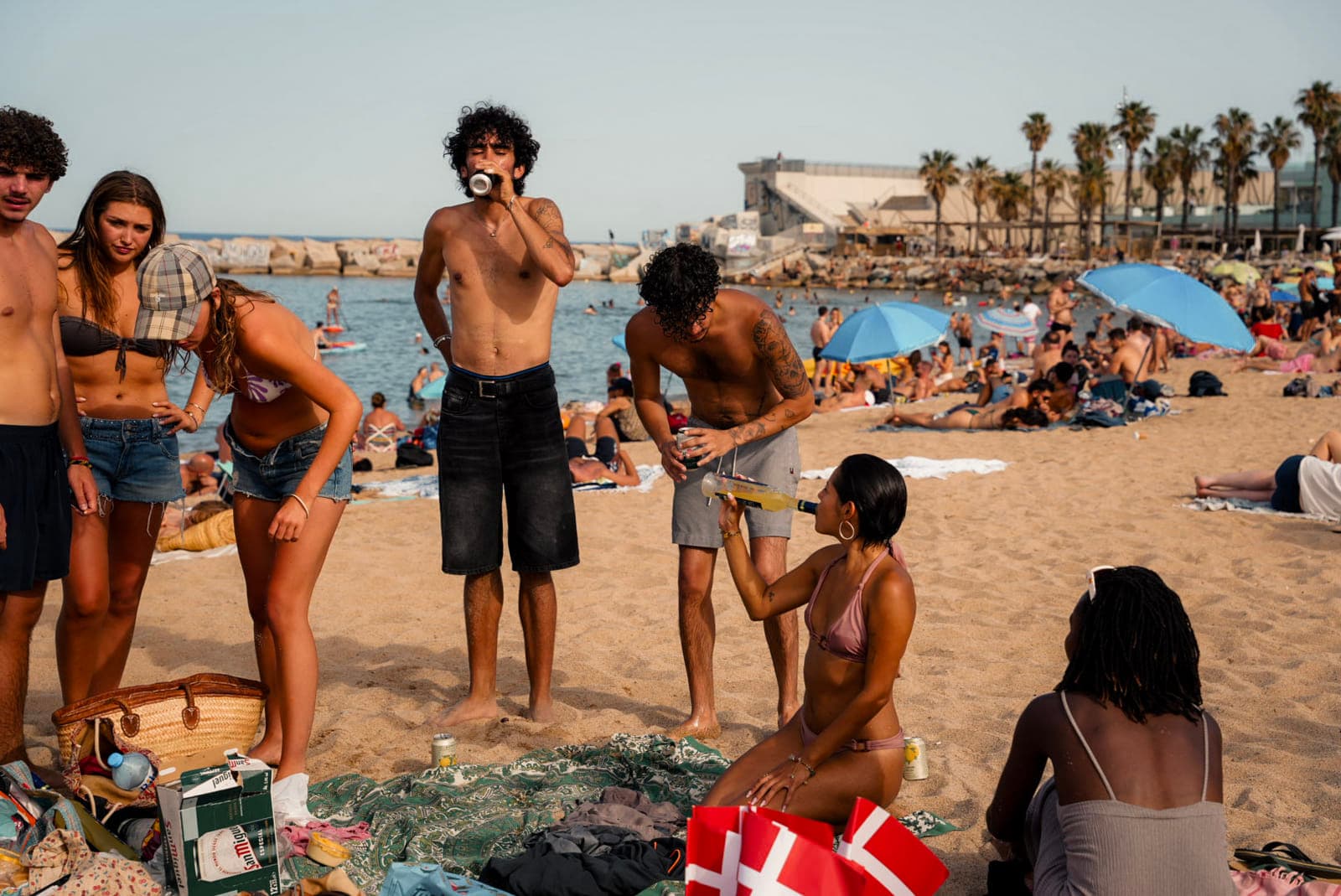 Barcelona Beach Games with Acai and Drinks photo 6