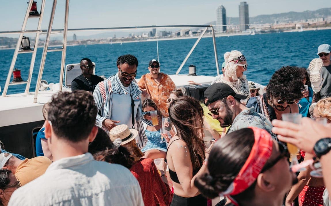 Barcelona Snack and Swim Boat Party - closing highlight 2