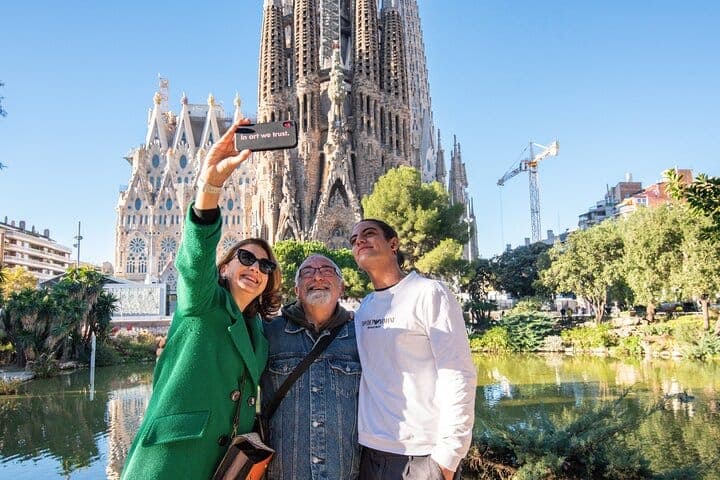 Sagrada Familia Guided Tour - closing highlight 2