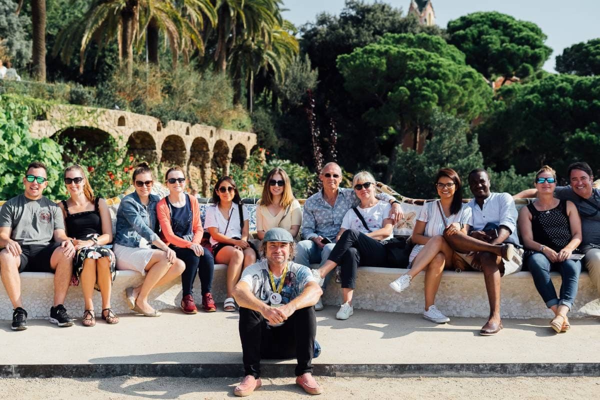 Sagrada Familia & Park Güell Guided Tour - experience photo 4