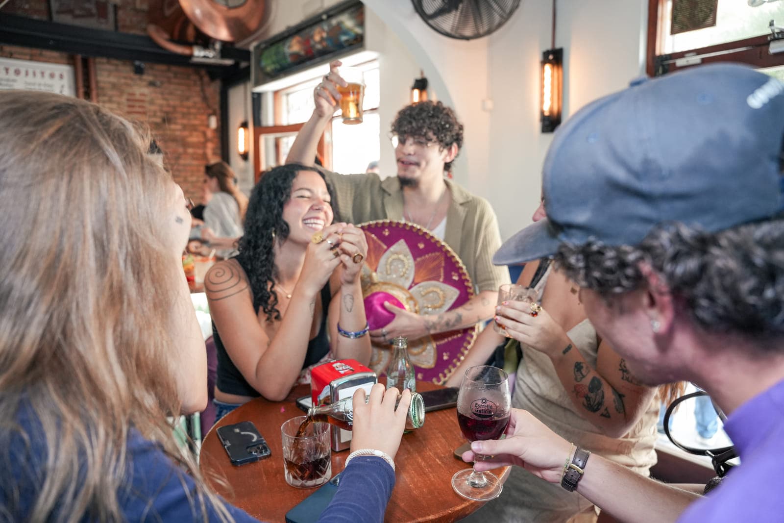 Barcelona Pub Crawl with Open Bar and VIP Club Entry photo 6