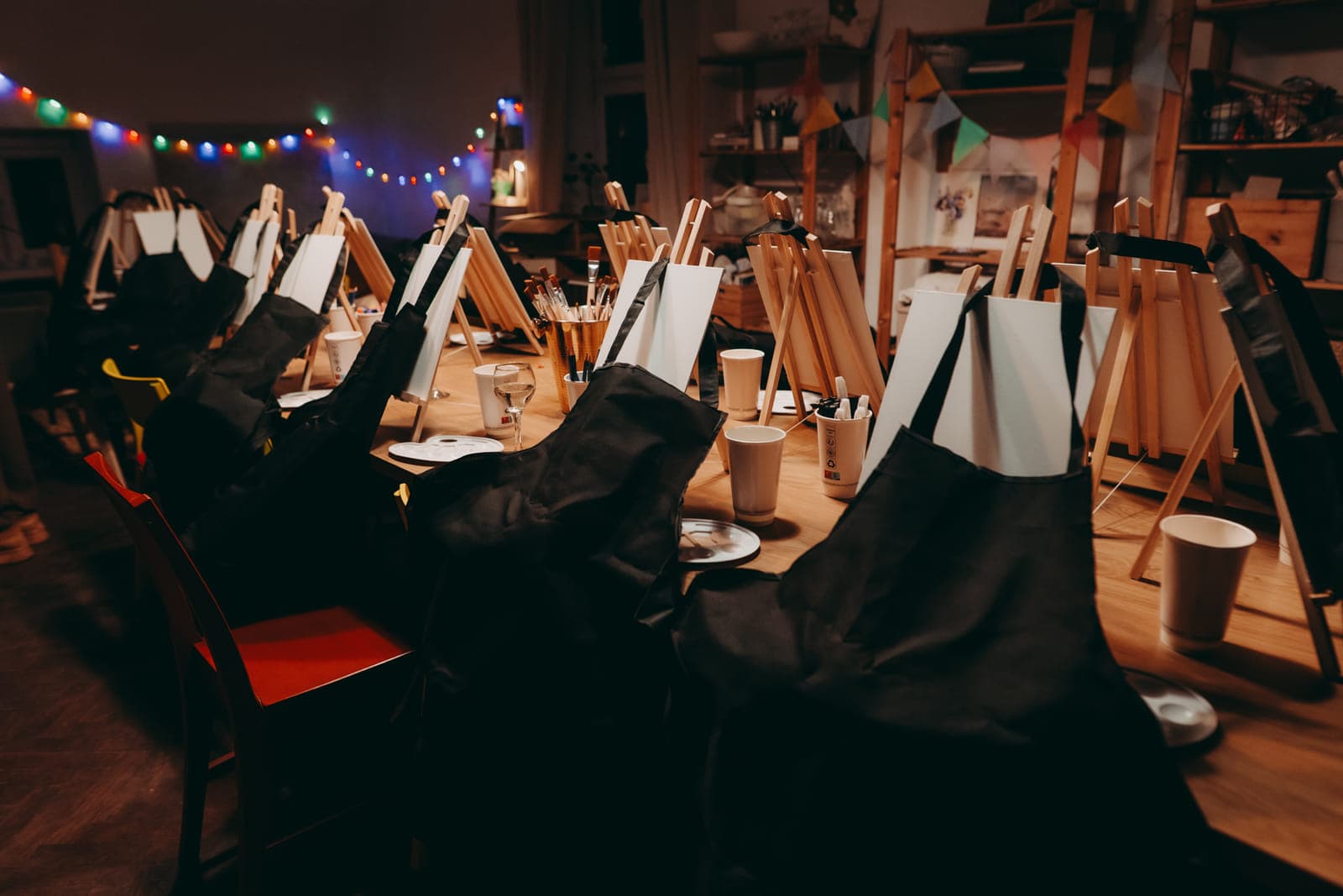 Barcelona Sip and Paint with Sangria Refill photo 5